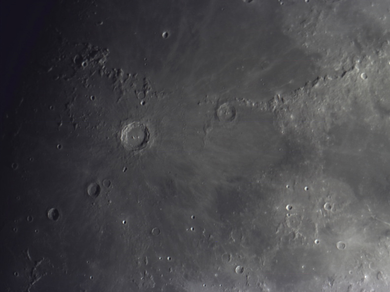 Cratère Copernic (93 km) et Eratosthènes (58 km).jpg