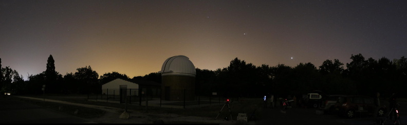 2015-06-05 Observatoire et ciel pollué (6s-3200iso).jpg