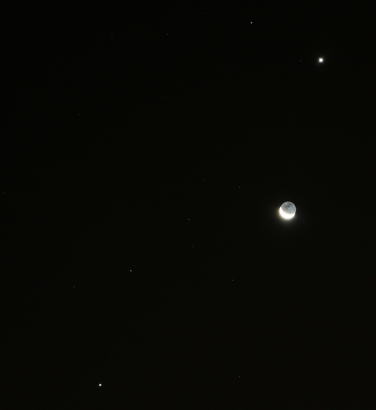2015-10-09-Conjonction Vénus, Lune, Mars, jupiter (13x12°).jpg