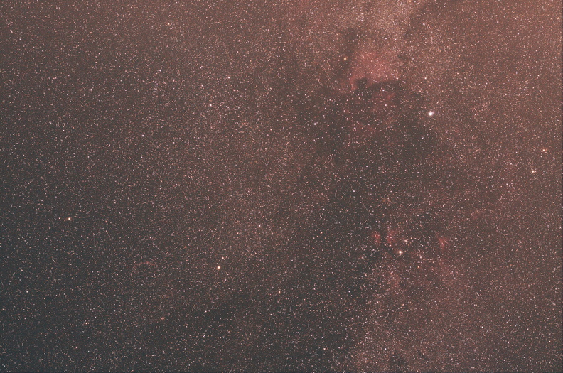2015-12-04-Nébuleuses du Cygne 23x60-1600iso-85mm_2R.jpg