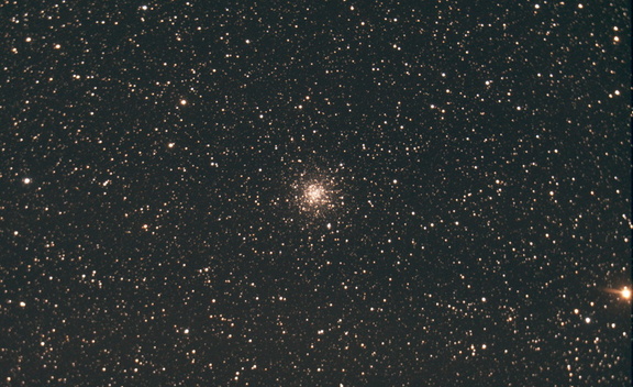 M56, amas globulaire dans la Lyre