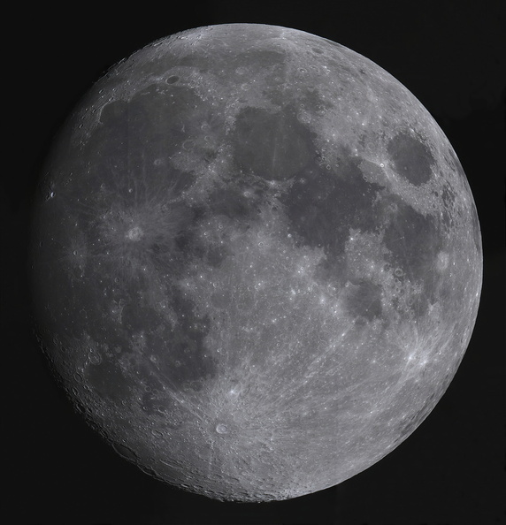 2017-04-08-Pano Lune 11,92J (20 images)RRed.jpg