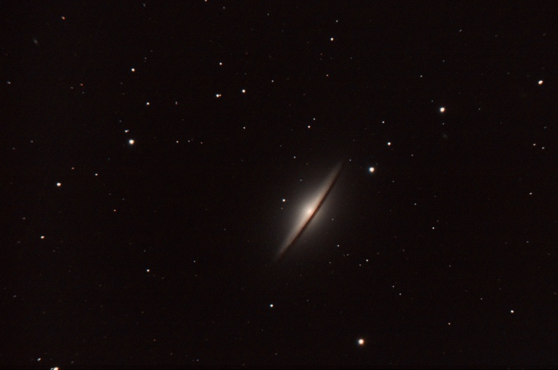 M 104 Galaxie du Sombrero.jpg