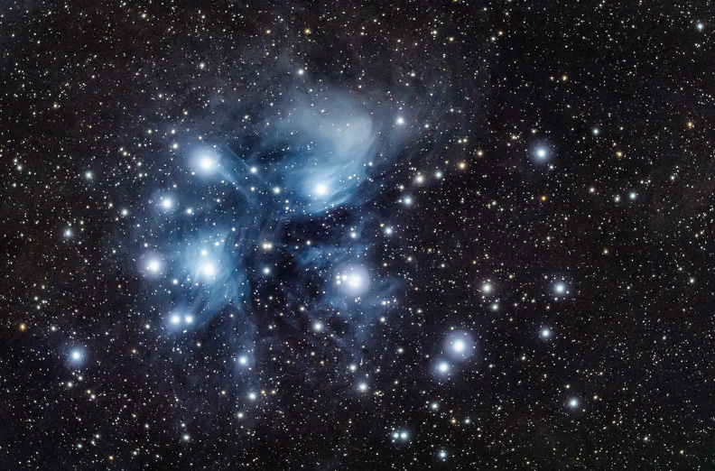M45 Les Pleïades