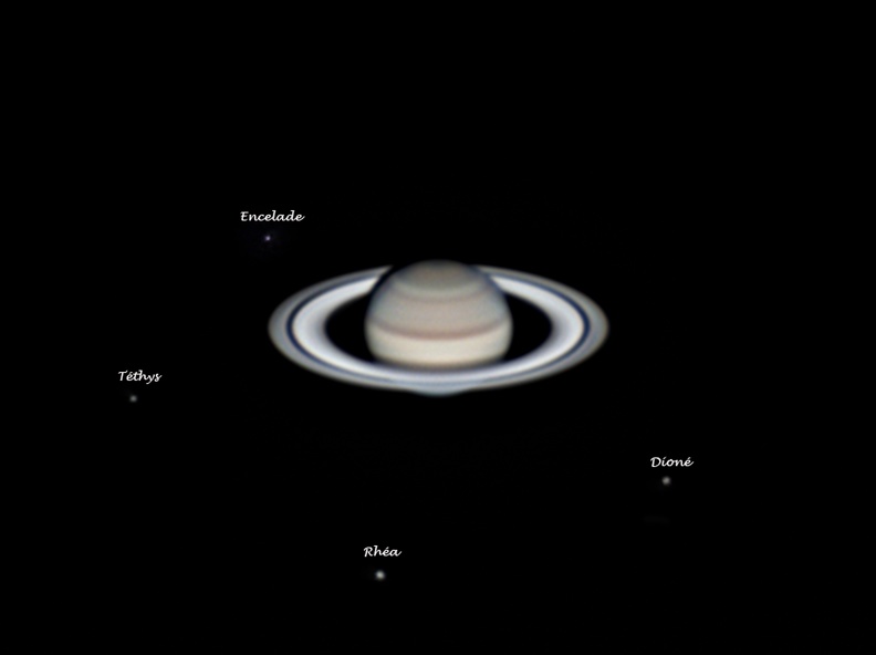 Saturne et sat.jpg