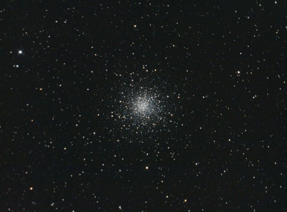 M10, amas globulaire dans Ophiuchus
