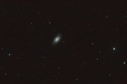 M64 galaxie de l'Œil noir