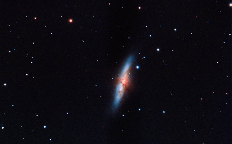M 82 Galaxie  spirale du Cigare  Fait le 25 Févirer 2022 fini.jpg