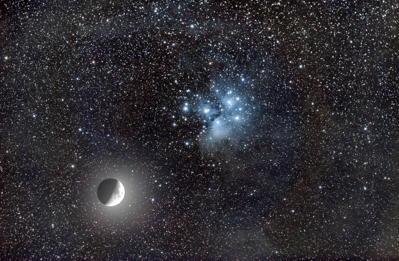 Lune + M45 Les Pleiades 26 février 2023.jpg