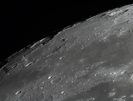 Cratère J Herschel et Mer du Froid