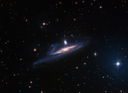 ngc1531-ngc1532 (2028 visits) NGC 1532 est une très vaste galaxie spirale barrée située dans la constellation de l'Éridan.
... ngc1531-ngc1532